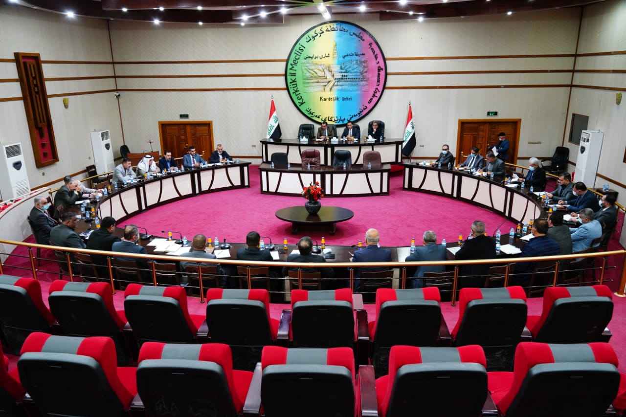 الجبوري  يطالب وزارة الكهرباء لأيجاد حلول لمشكلة التجهيز في كركوك .. ويجدد مطالبته وزارة النفط بتخصص زيت الغاز المدعوم للمولدات الأهلية . السيد محافظ كركوك  يوجه بمتابعة المشاريع في عموم الاقضية والنواحي 