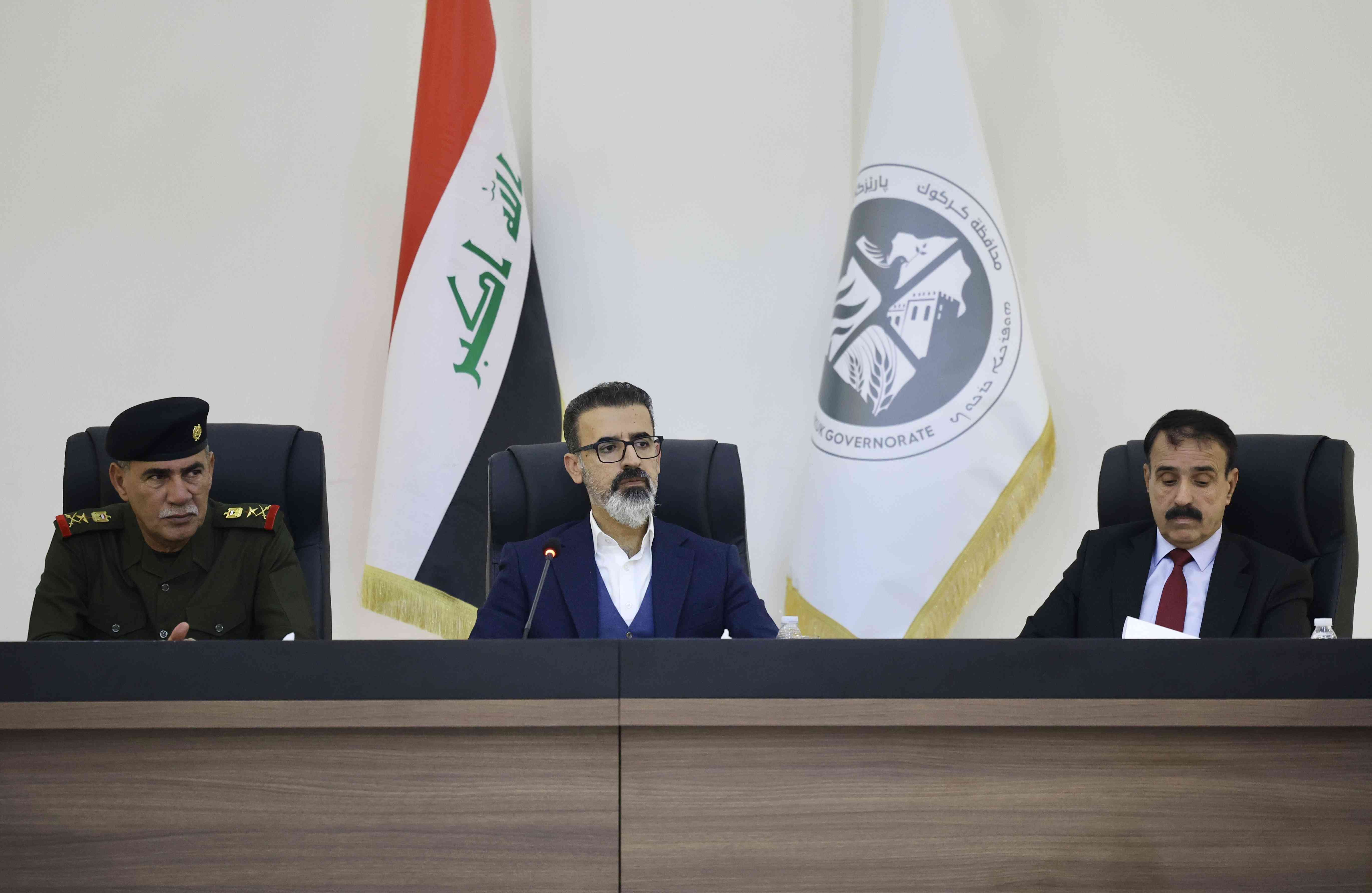 ترأس السيد محافظ كركوك ريبوار طه رئيس اللجنة الأمنية العليا ، اجتماعاً للجنة الأمنية ، بحضور قائد عمليات كركوك الفريق ركن صالح حرز