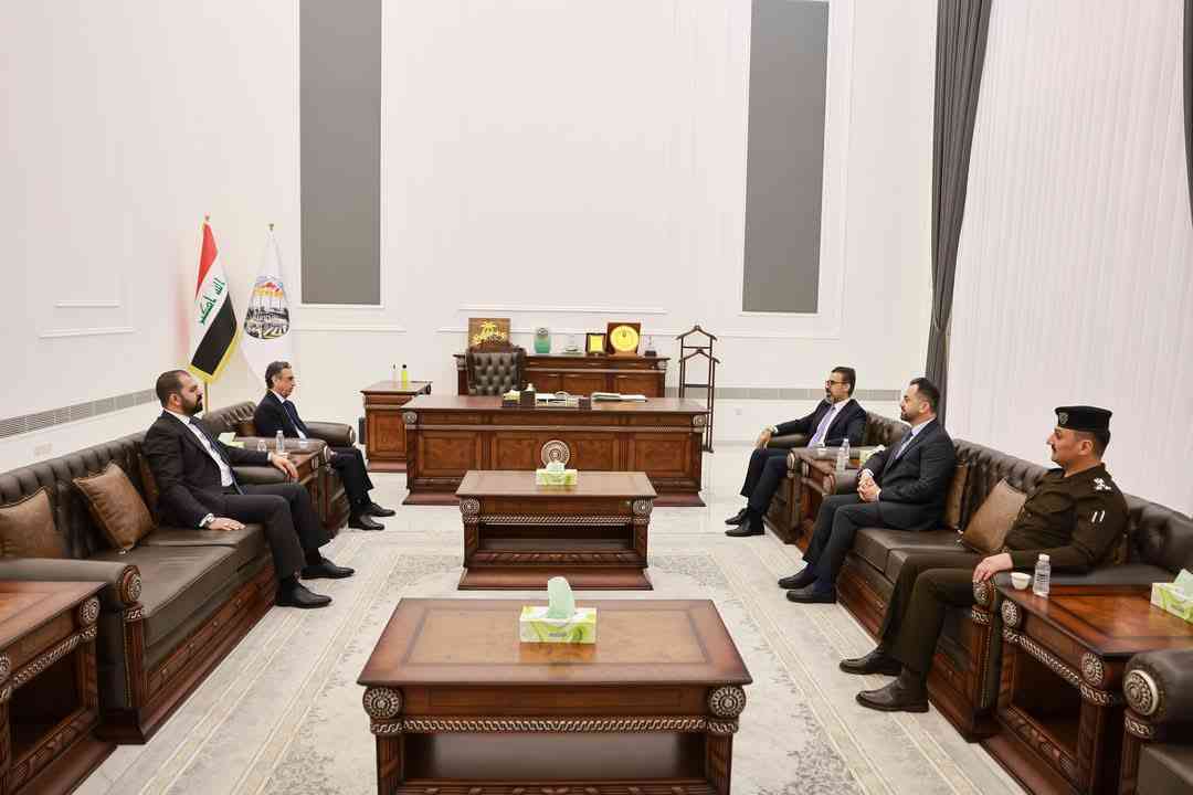 محافظ كركوك ريبوار طه مصطفى يستقبل الشيخ باز البرزنجي .