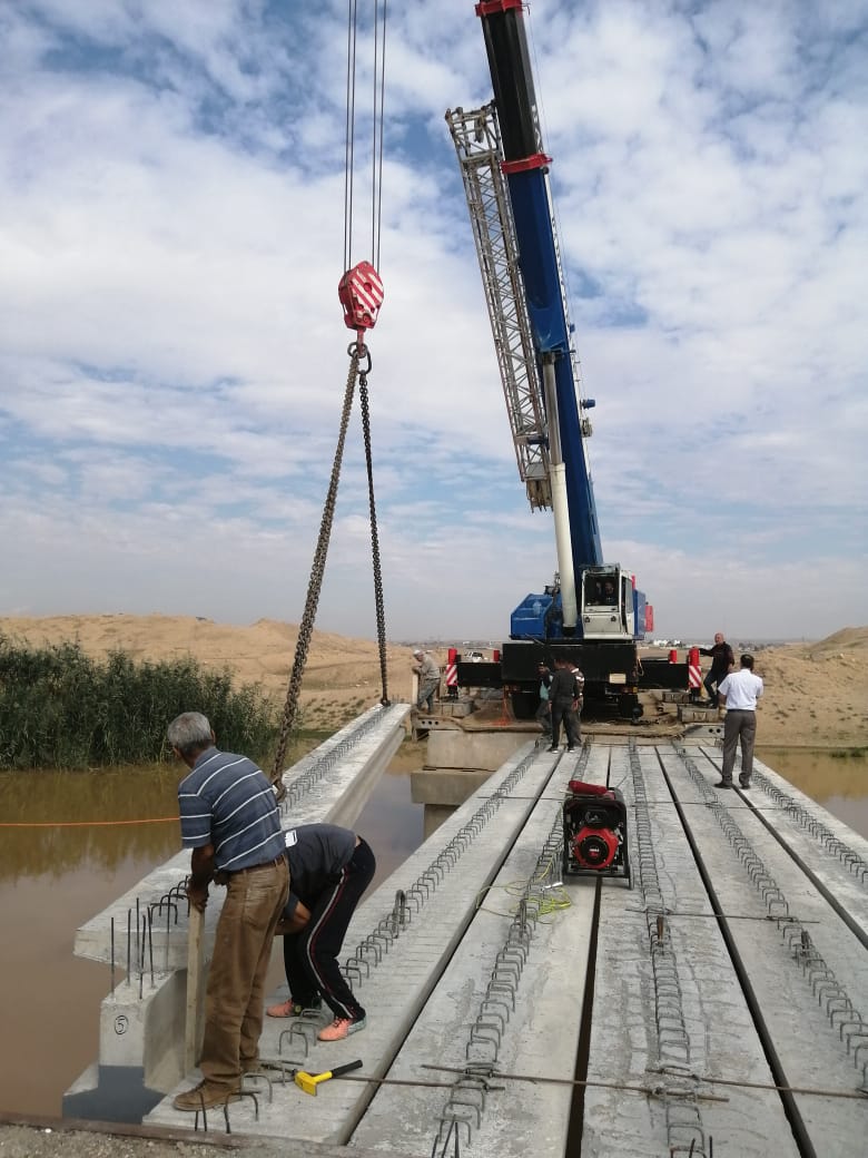 المباشرة بتأهيل وصيانة جسر طويلعة 
