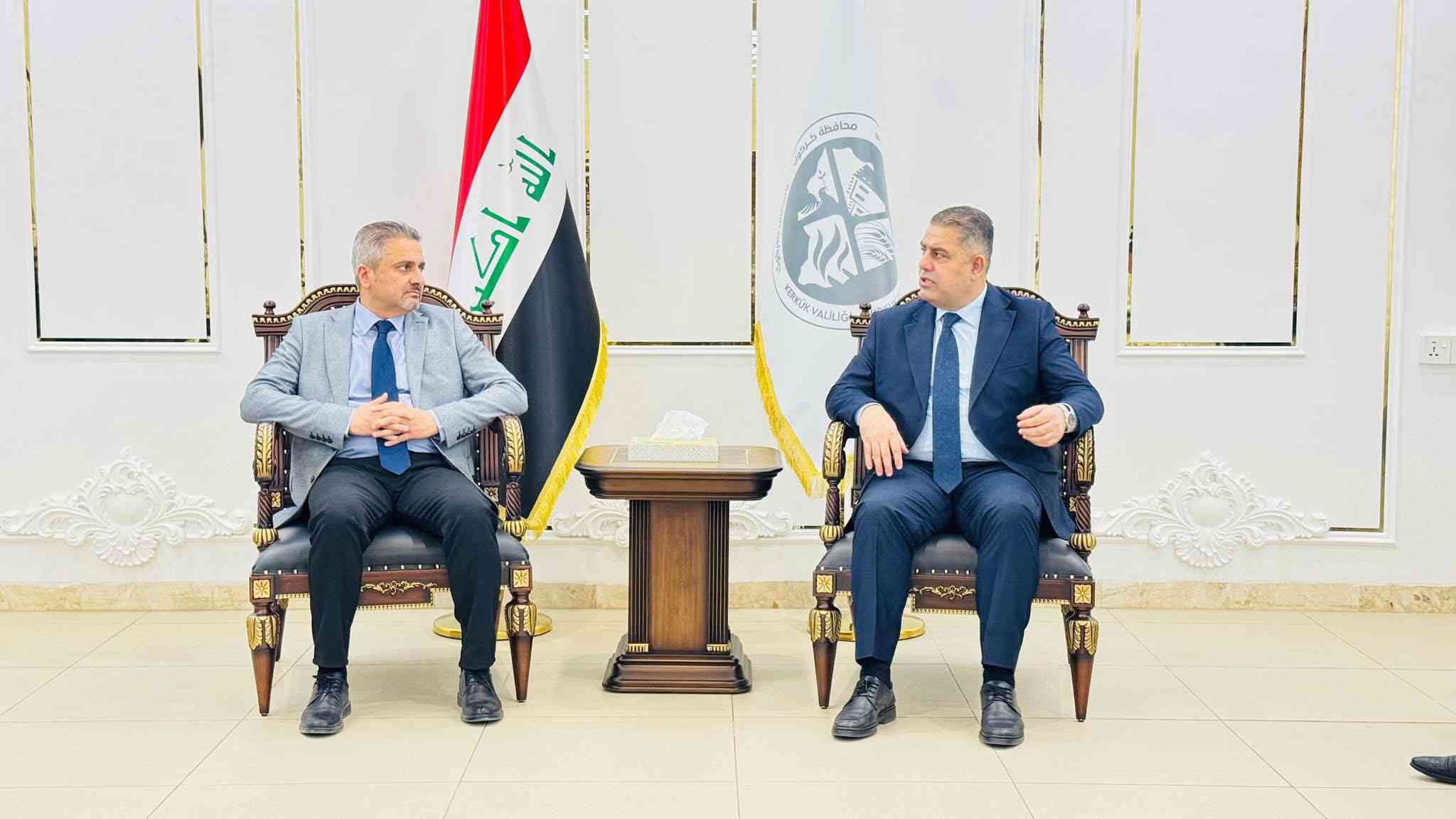 النائب الأول لمحافظ كركوك يبحث ملف الأراضي وواقع التعليم مع عميد الكلية التقنية الصحية والطبية.