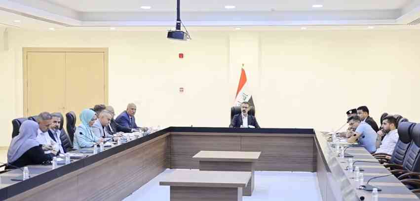 محافظ كركوك يوجه بتقديم الدعم لعمل المحمية في المحافظة .