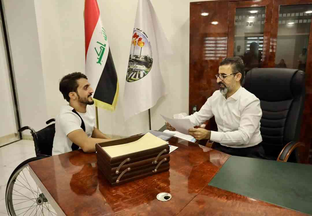 ضمن أولويته وحرصه على استقبال المواطنين وحل مشاكلهم .