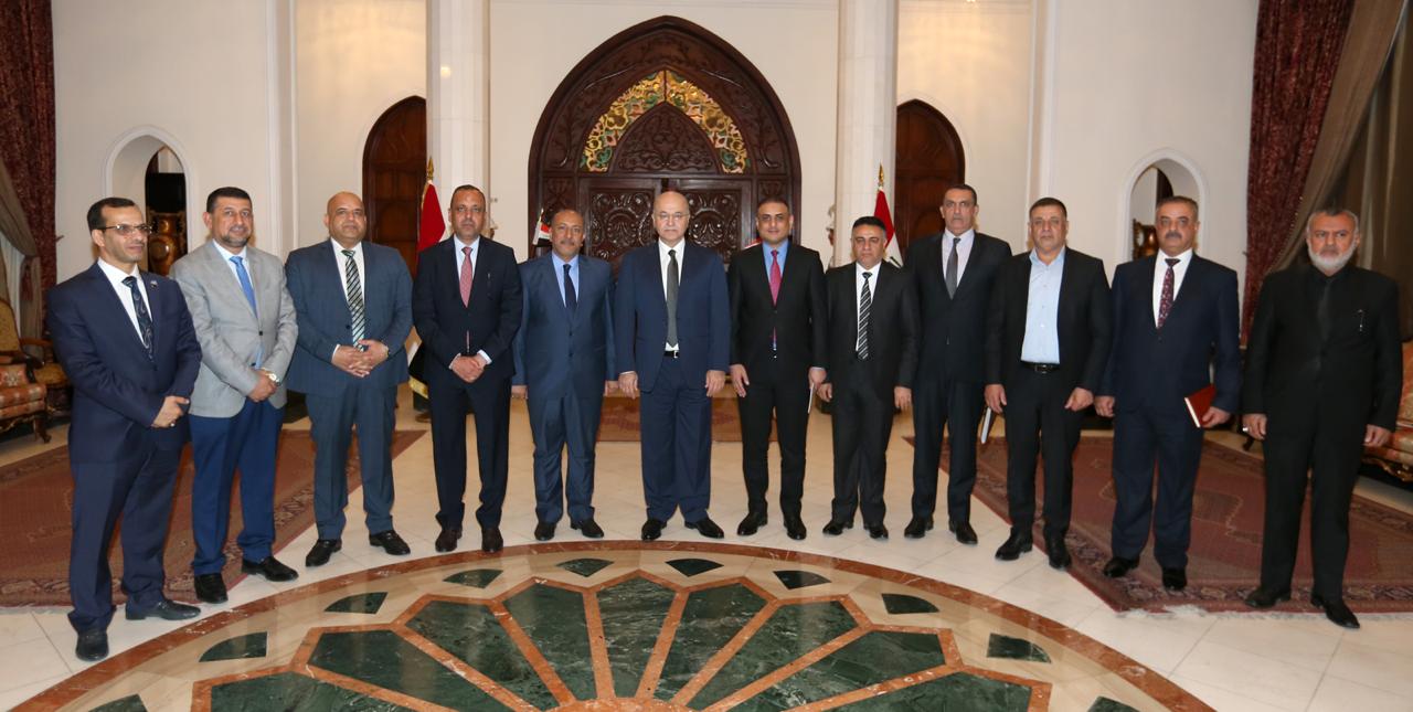 السيد محافظ كركوك خلال حضوره اجتماع مع فخامة رئيس الجمهورية 