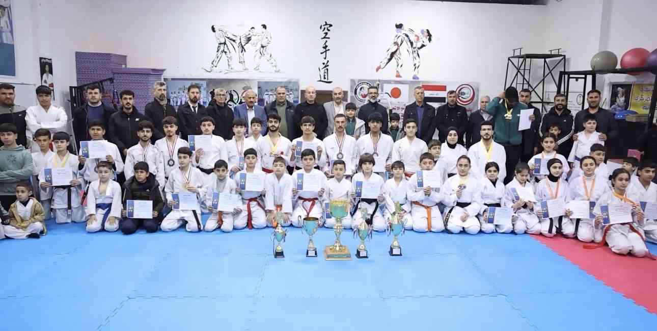 محافظ كركوك يكرّم أبطال الكاراتيه 