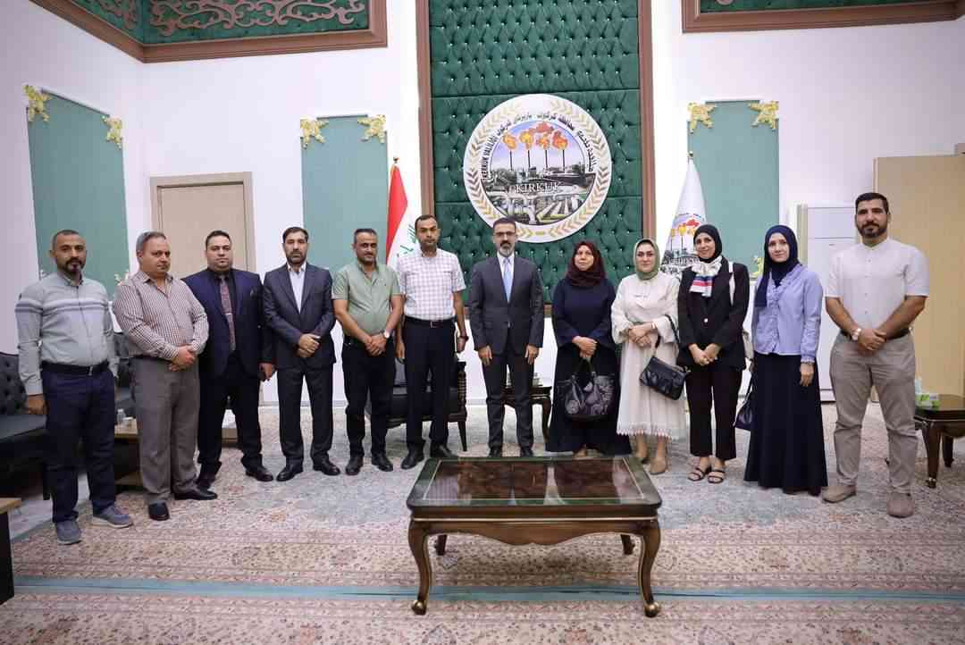 محافظ كركوك ريبوار طه مصطفى   يلتقي ادارة وكادر المستشفى البيطري في كركوك