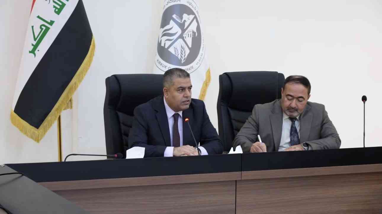 النائب الأول لمحافظ كركوك يترأس اجتماعاً للجنة مكافحة التطرف العنيف .