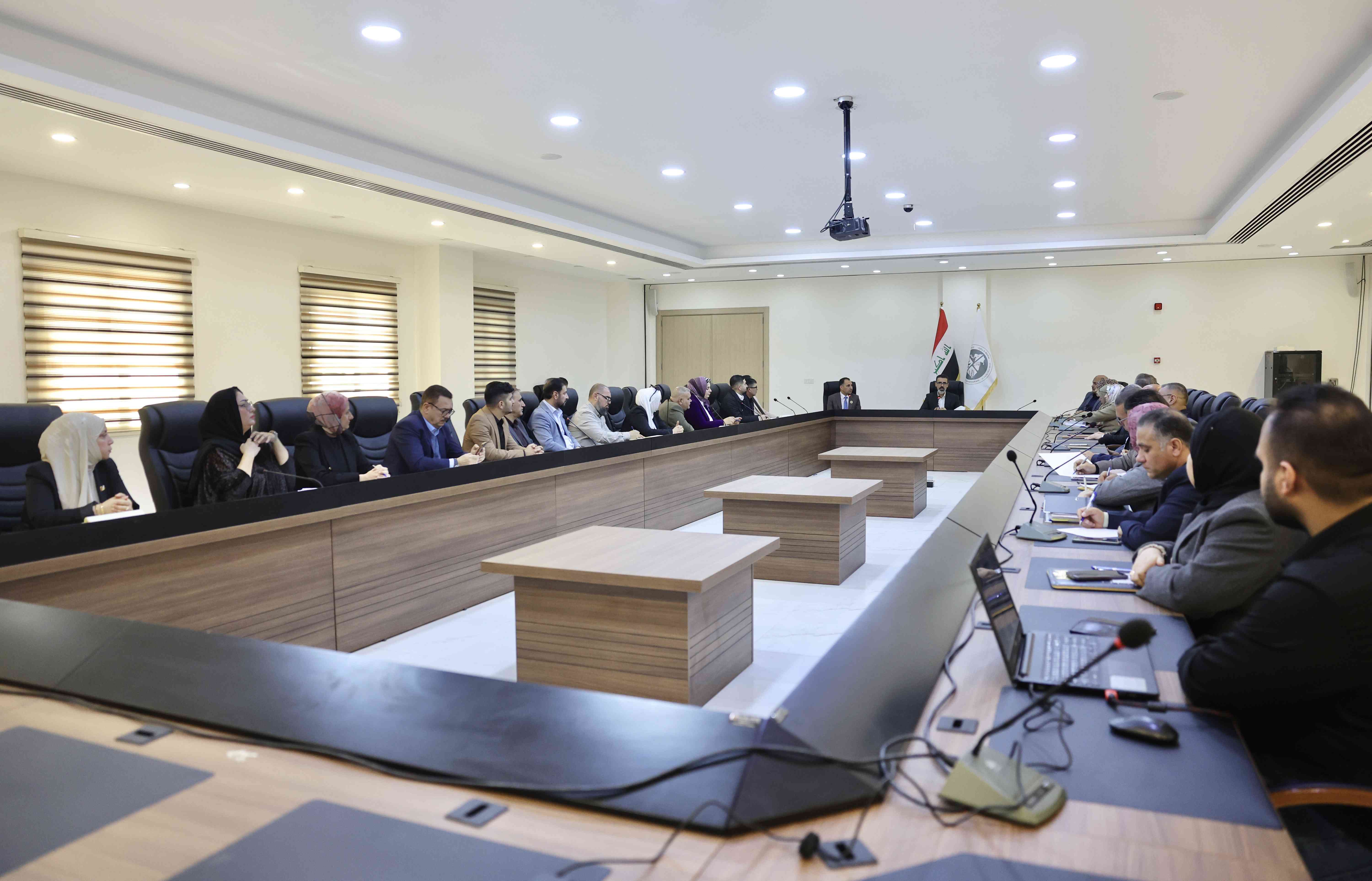 عقد السيد محافظ كركوك ريبوار طه   اجتماعاً للجنة الاجابة على تقارير ديوان الرقابة المالية.