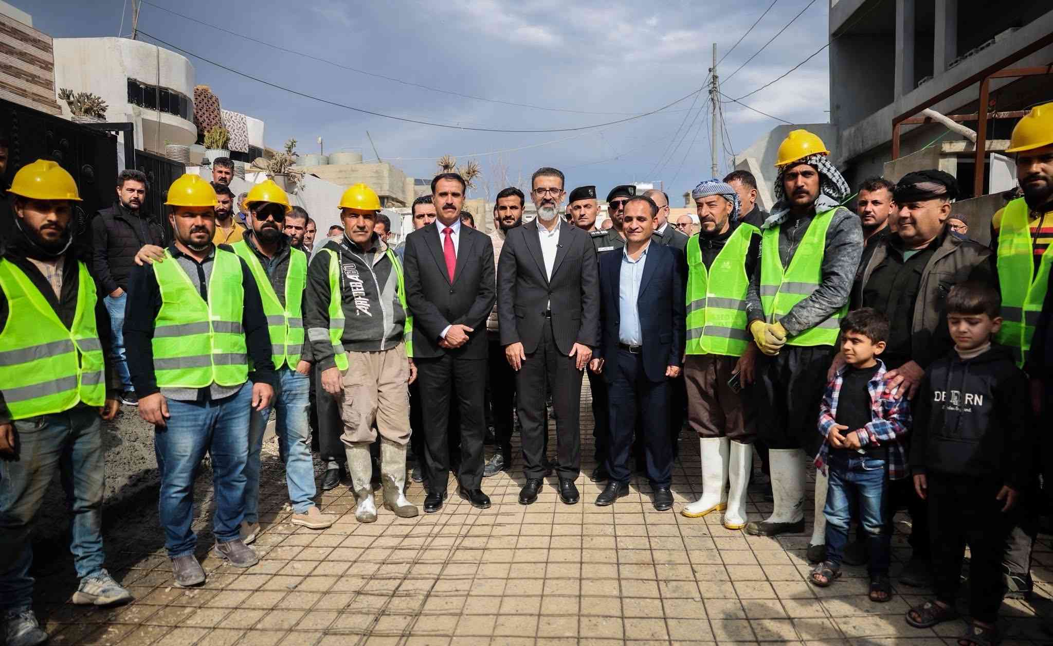 تنفيذ مشاريع خدمية في مجمع خالخالان.