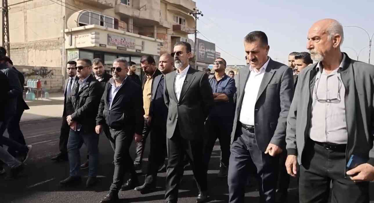 تفقد محافظ كركوك السيد ريبوار طه   مشروع تأهيل وإكساء طريق مدخل   (كركوك - أربيل) في حي رحيماوا.