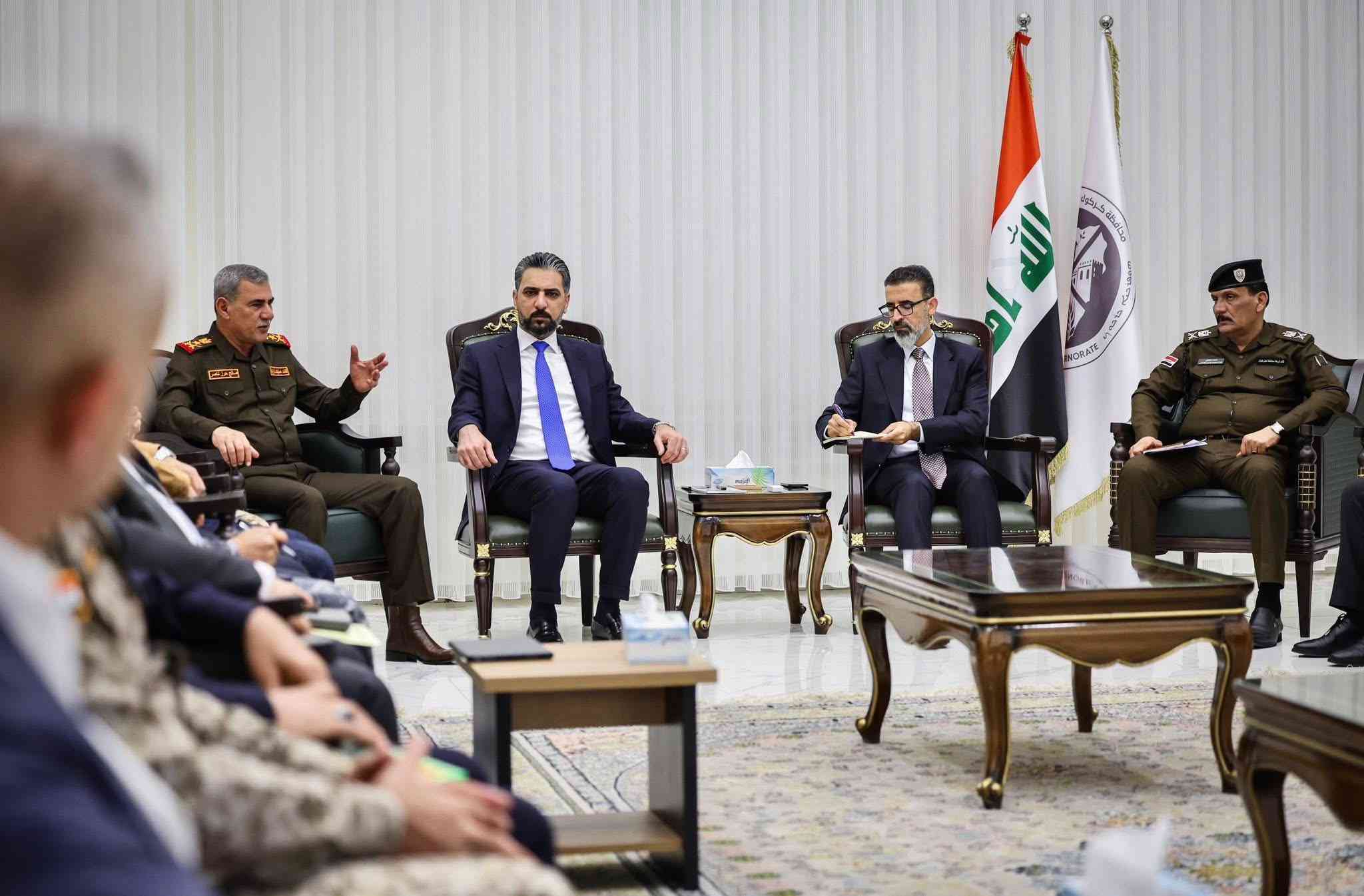 ترأس السيد محافظ كركوك ريبوار طه رئيس اللجنة الامنية العليا مع السيد رئيس مجلس المحافظة المهندس محمد إبراهيم الحافظ، اجتماعاً للجنة الامنية، 