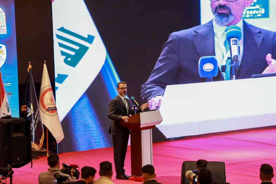 محافظ كركوك ريبوار طه مصطفى   يحضر مؤتمر جينيسس الطبي الدولي .