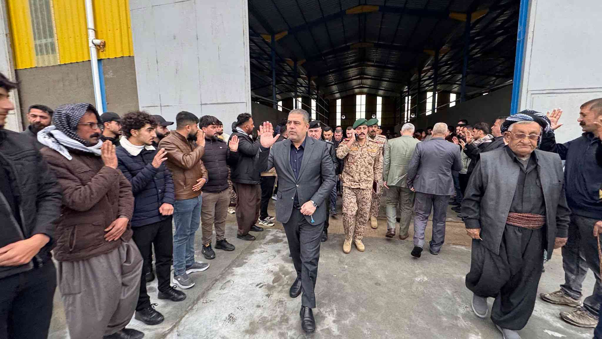 أدّى النائب الأول لمحافظ كركوك الدكتور ياوز حميد محمود يرافقه قائممقام قضاء داقوق الدكتور سراج الدين ناظم 