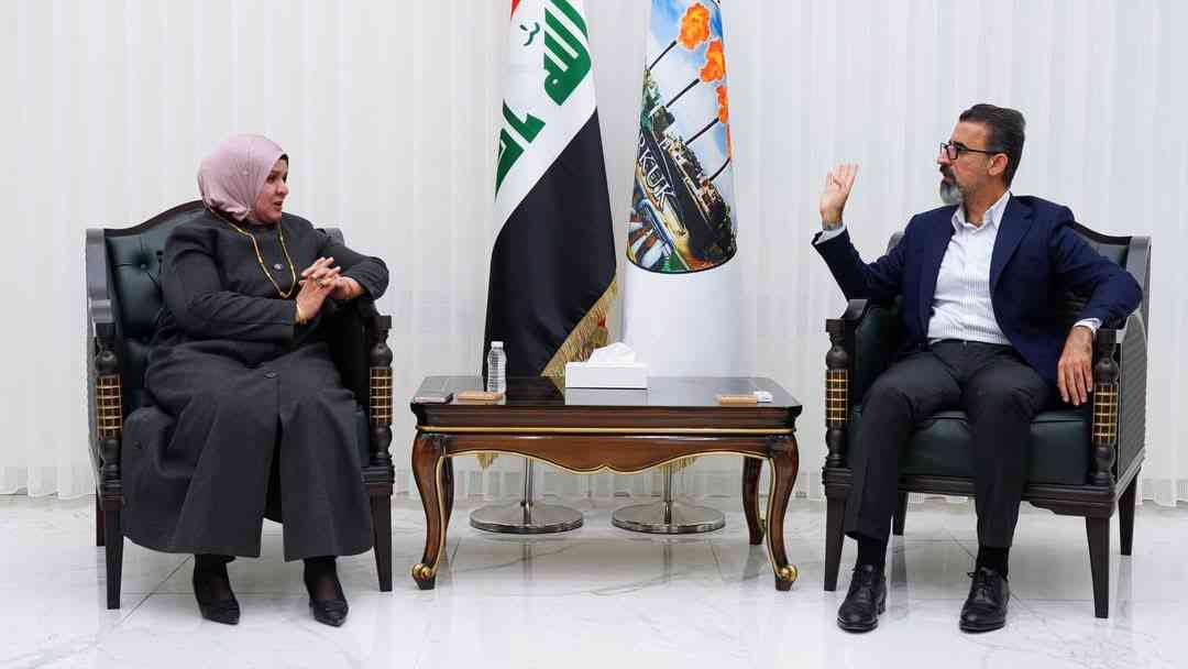 محافظ كركوك ريبوار طه مصطفى   يستقبل عضو مجلس النواب السيدة الفاضلة منى السبيل .