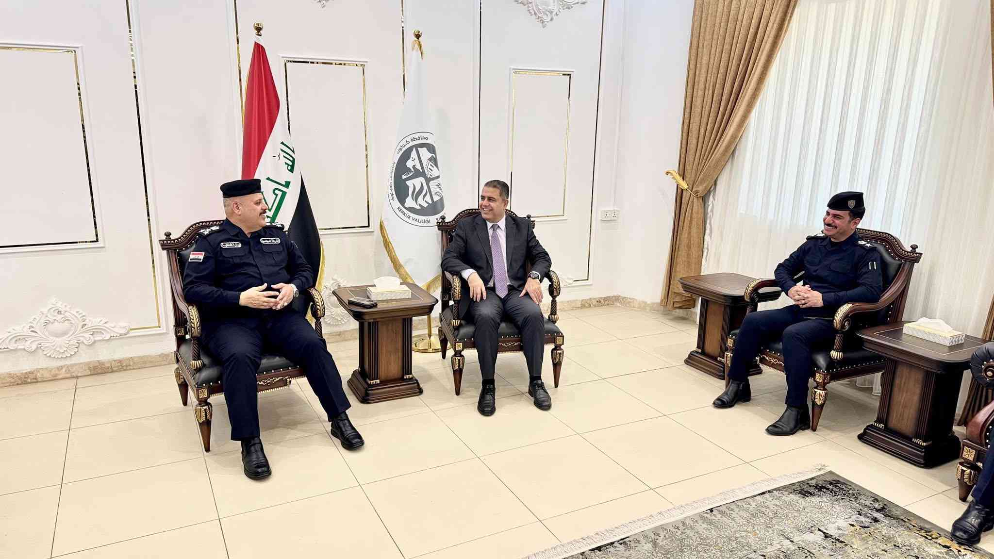 النائب الأول لمحافظ كركوك يستقبل مدير الشرطة المجتمعية في كركوك